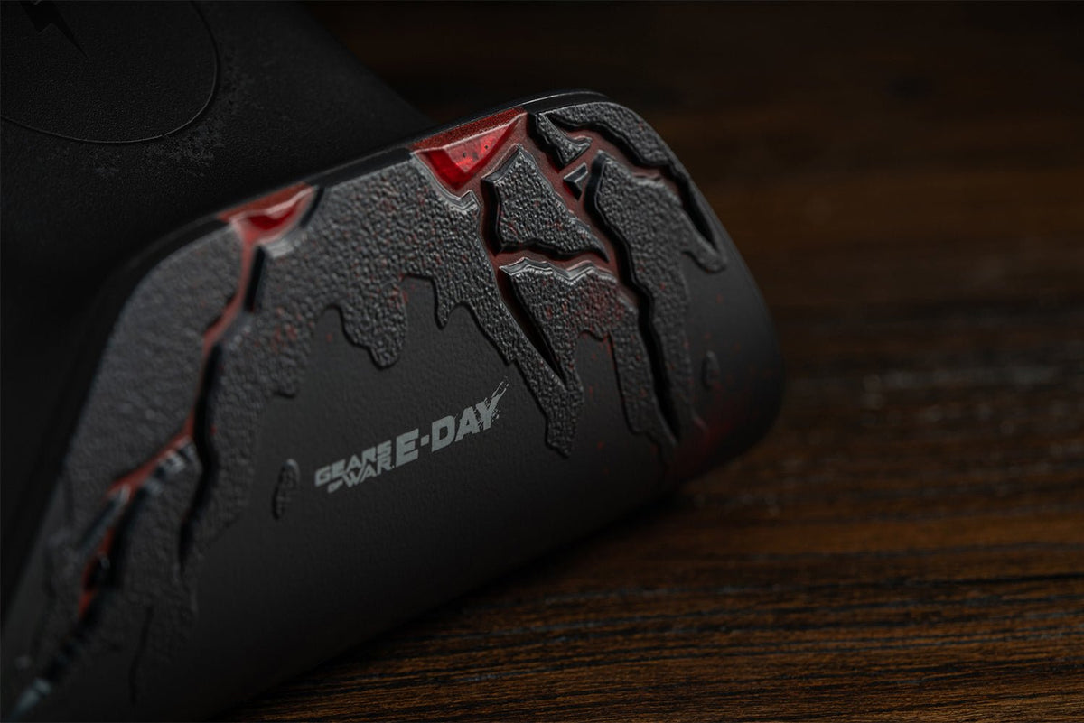 8BitDo Dock de Charge pour Manette Xbox - Design GEARS OF WAR E-DAY Limited Edition - Câbles et Chargeurs - 8Bitdo - Shop Just for Games
